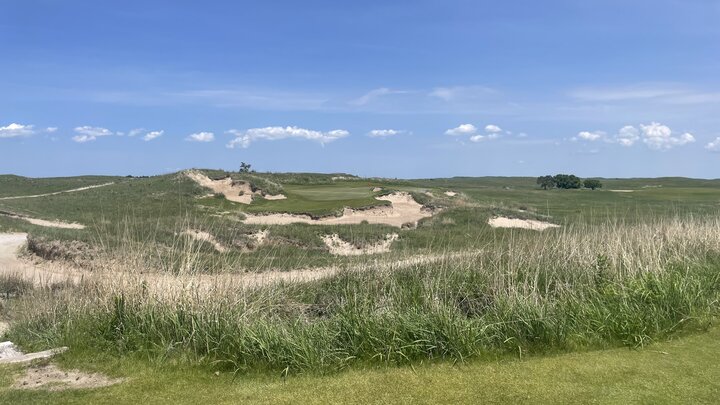 View of roughs and green at The Prairie Club near Valentine, NE. Photo by Amanda Folck,